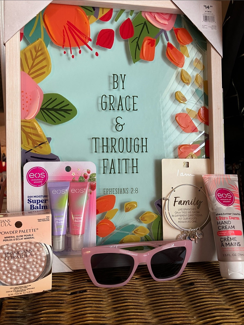 ‘ BY GRACE & THROUGH FAITH’ EOS Lip Balm&Hand Cream, Highlighter & Bracelet